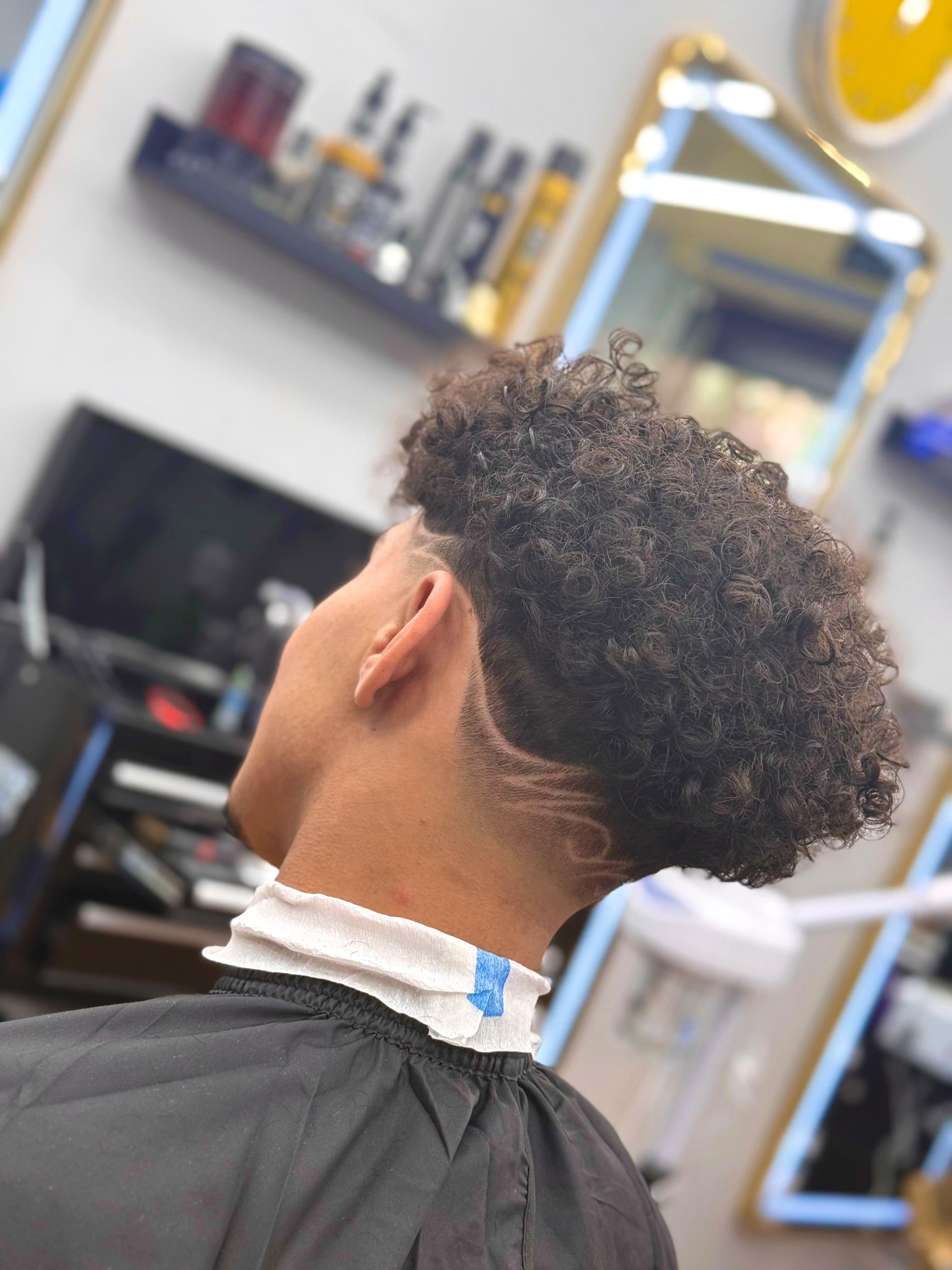 Curly fade